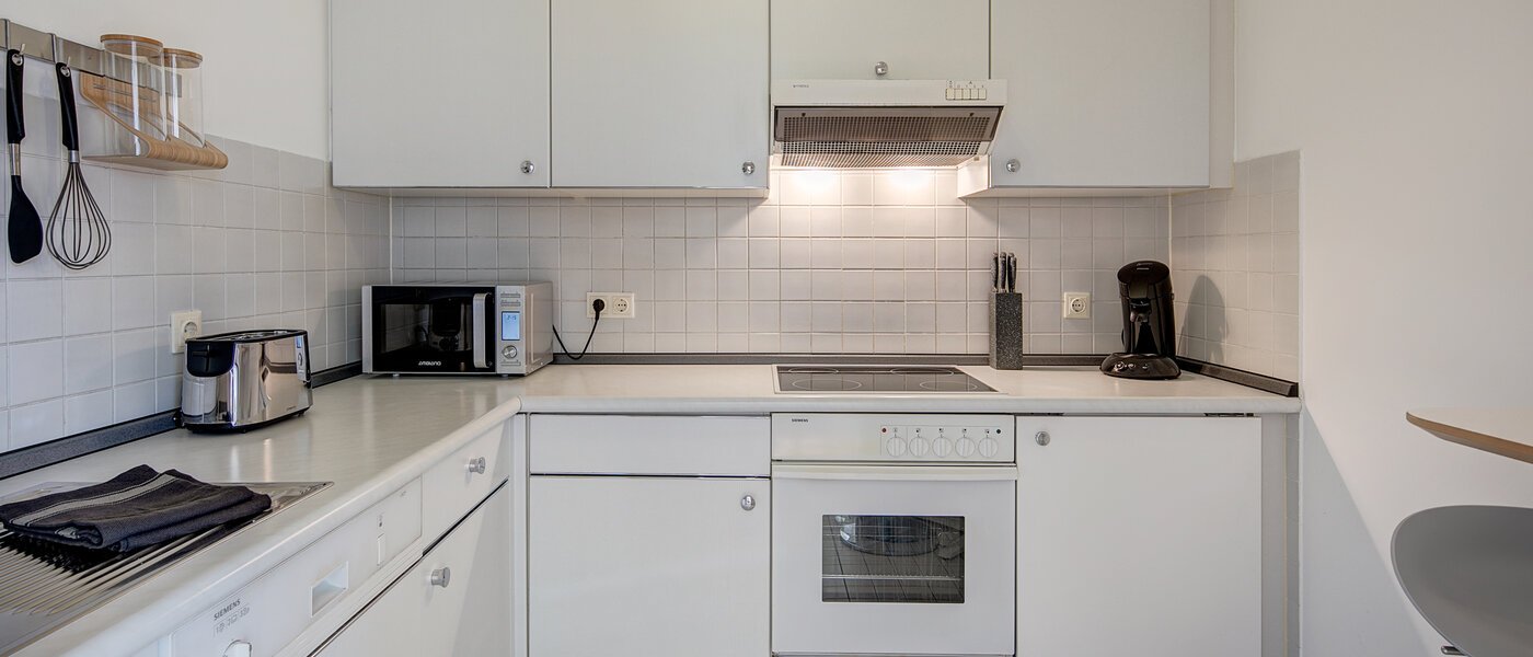 Ploché München Oberföhring 01 Kuchyně 10330