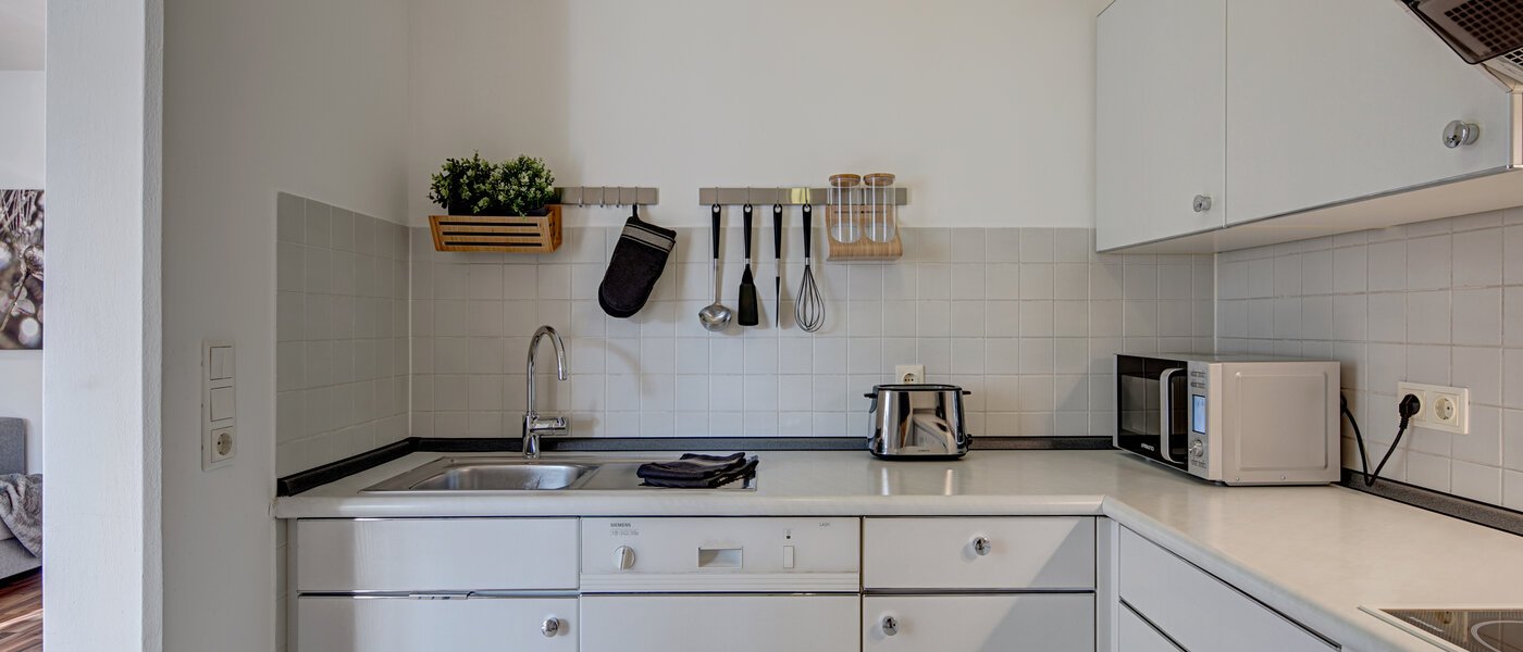 Ploché München Oberföhring 02 Kuchyně 10330