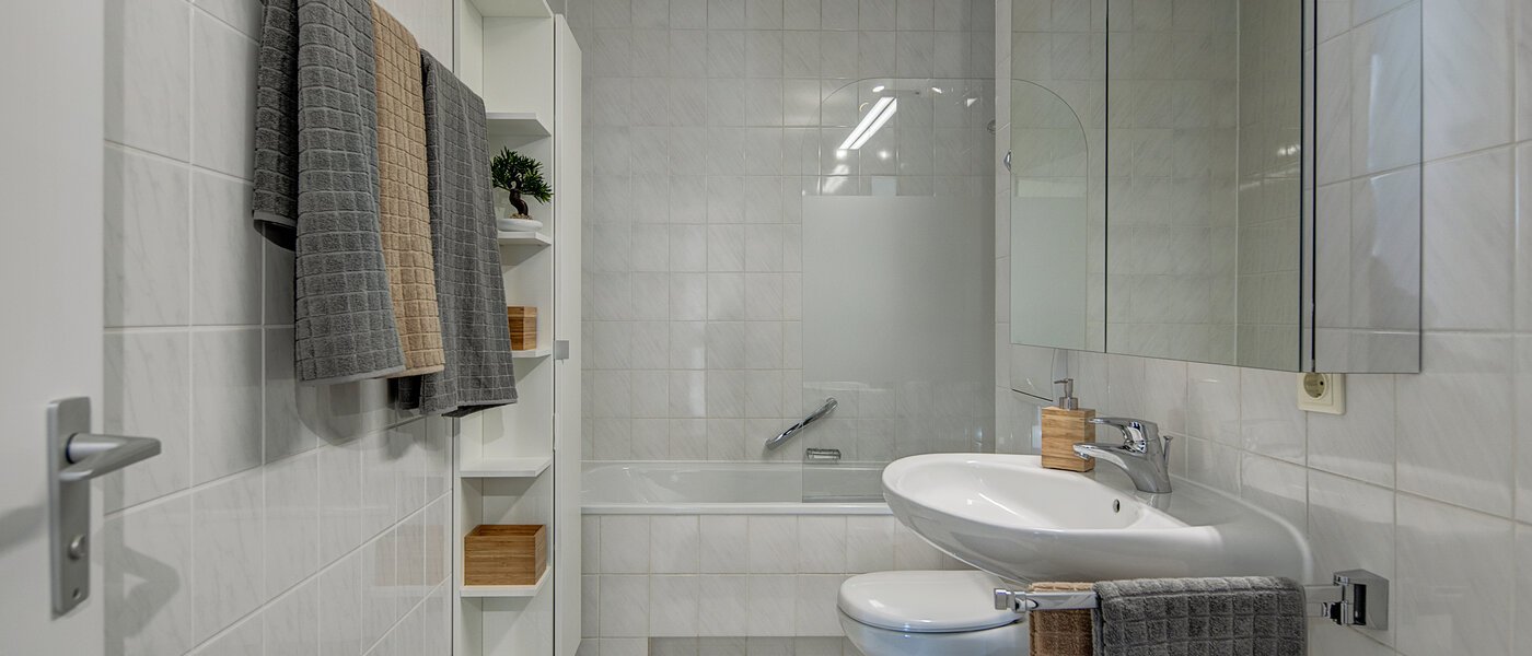 Ploché München Oberföhring 01 Koupelna 10330