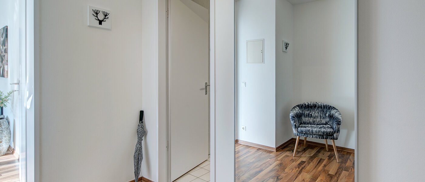 Ploché München Oberföhring 04 Chodba/chodba 10330