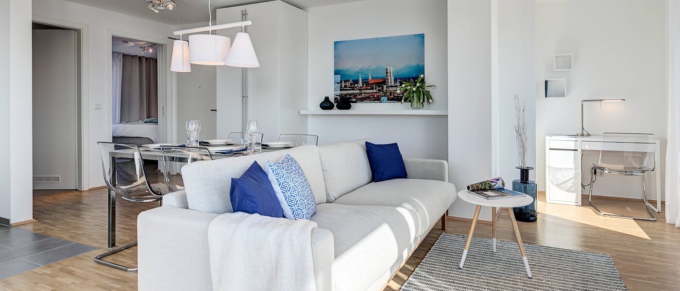 Апартамент с покривна тераса München Ramersdorf 04 Living 10340