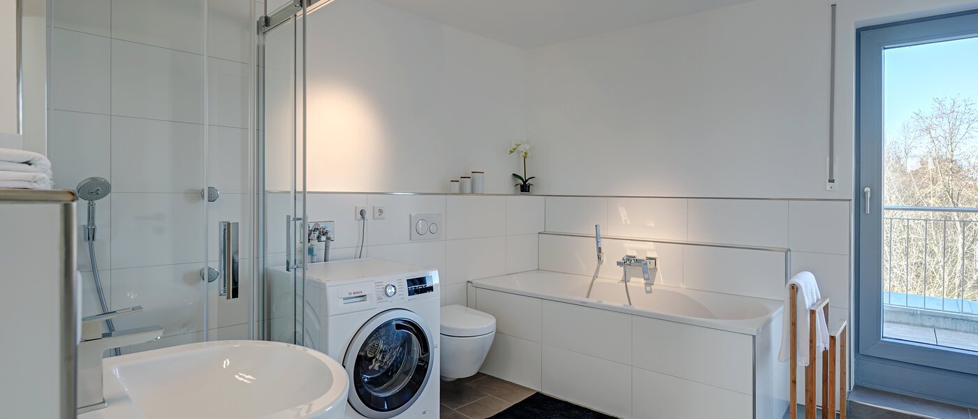 Апартамент с покривна тераса München Ramersdorf 01 Баня 10340