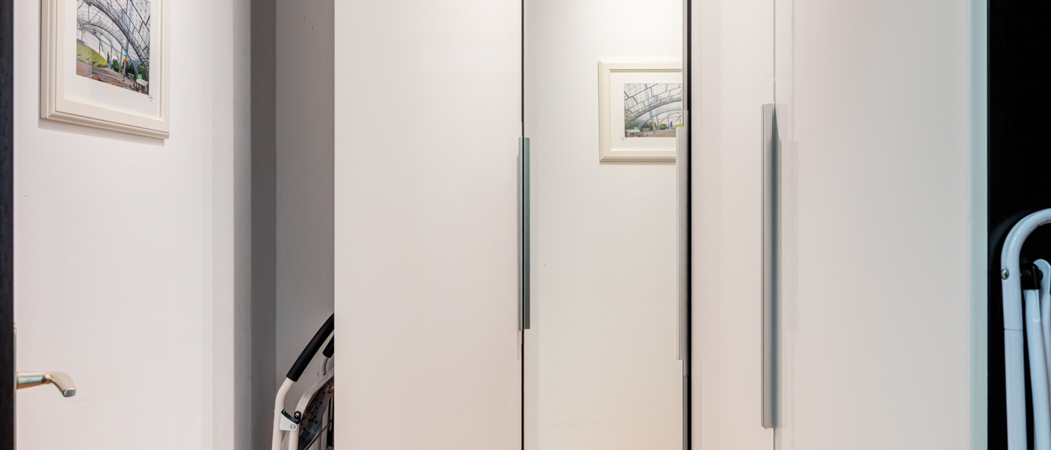 Плосък München Maxvorstadt - Universitätsviertel 01 Гардероб 10343