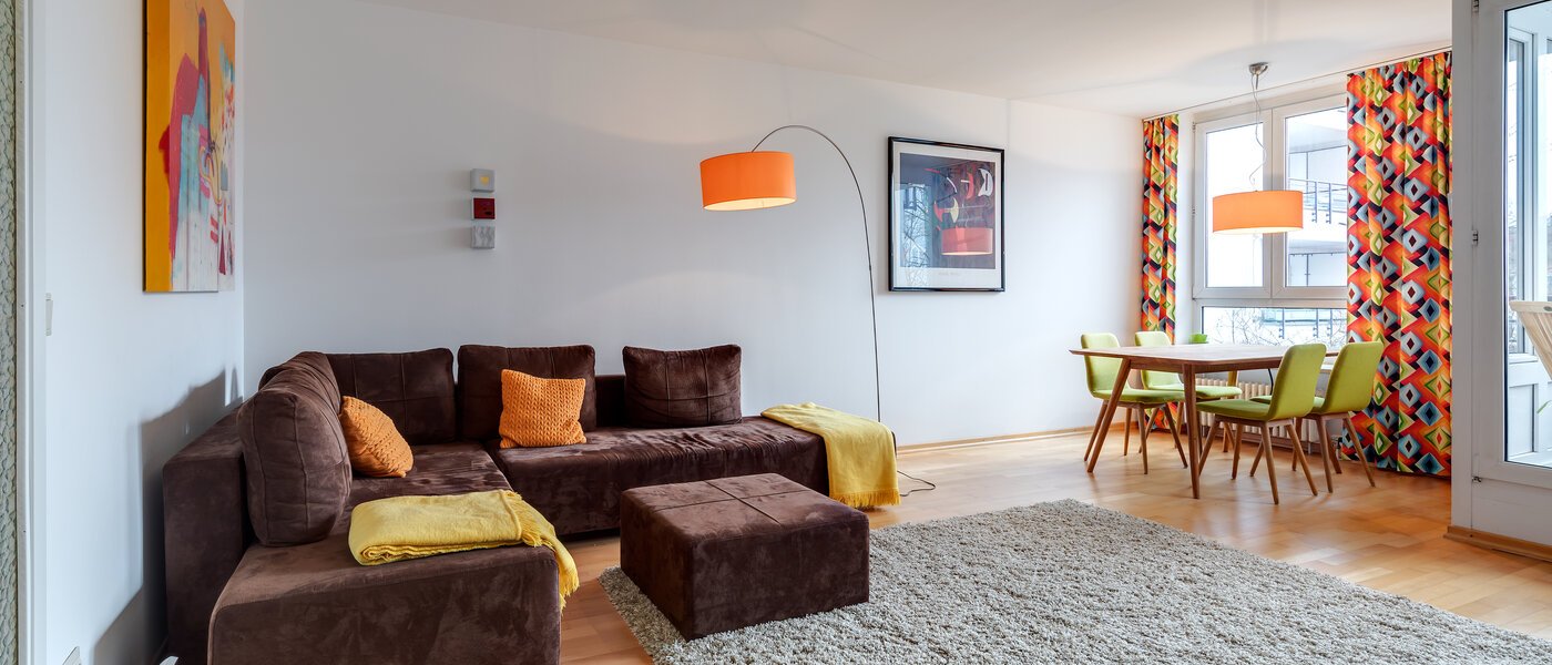 Ploché München Haidhausen 01 Living 10345