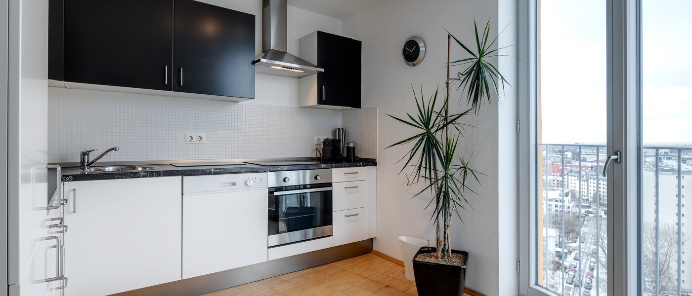 Плоский München Obersendling 01 Кухня 10385