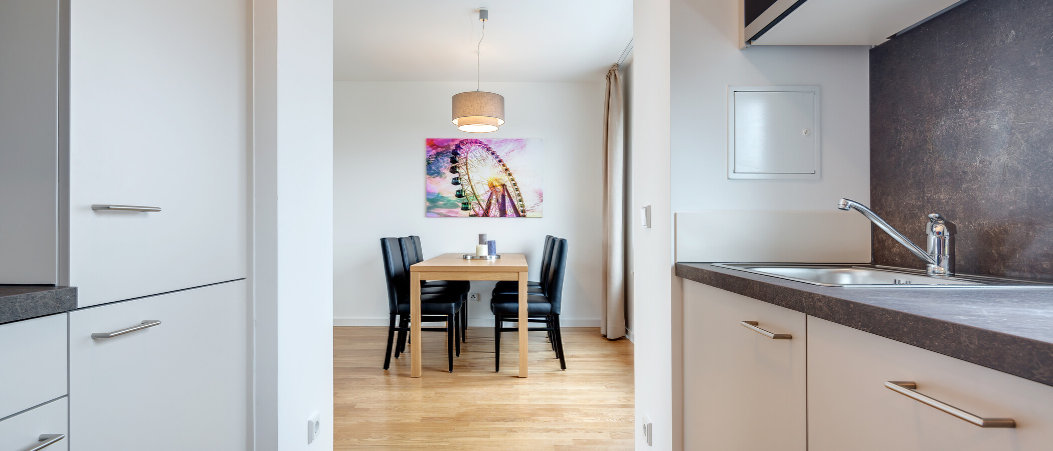 Podkrovní byt München Am Hart 04 Kuchyně 10425
