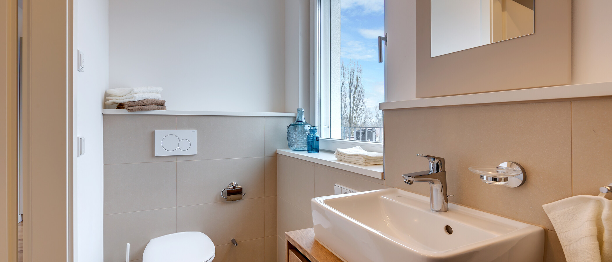 Podkrovní byt München Am Hart 02 2. koupelna 10425