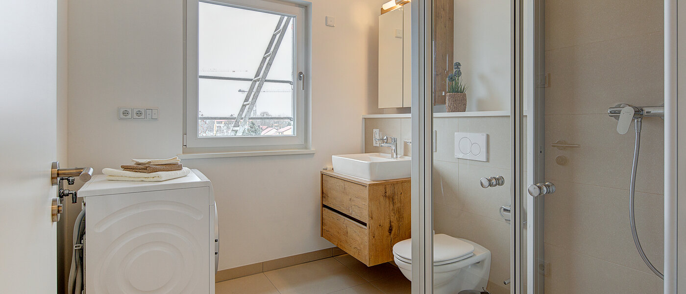 Ravna stran München Am Hart 01 Kopalnica 10426