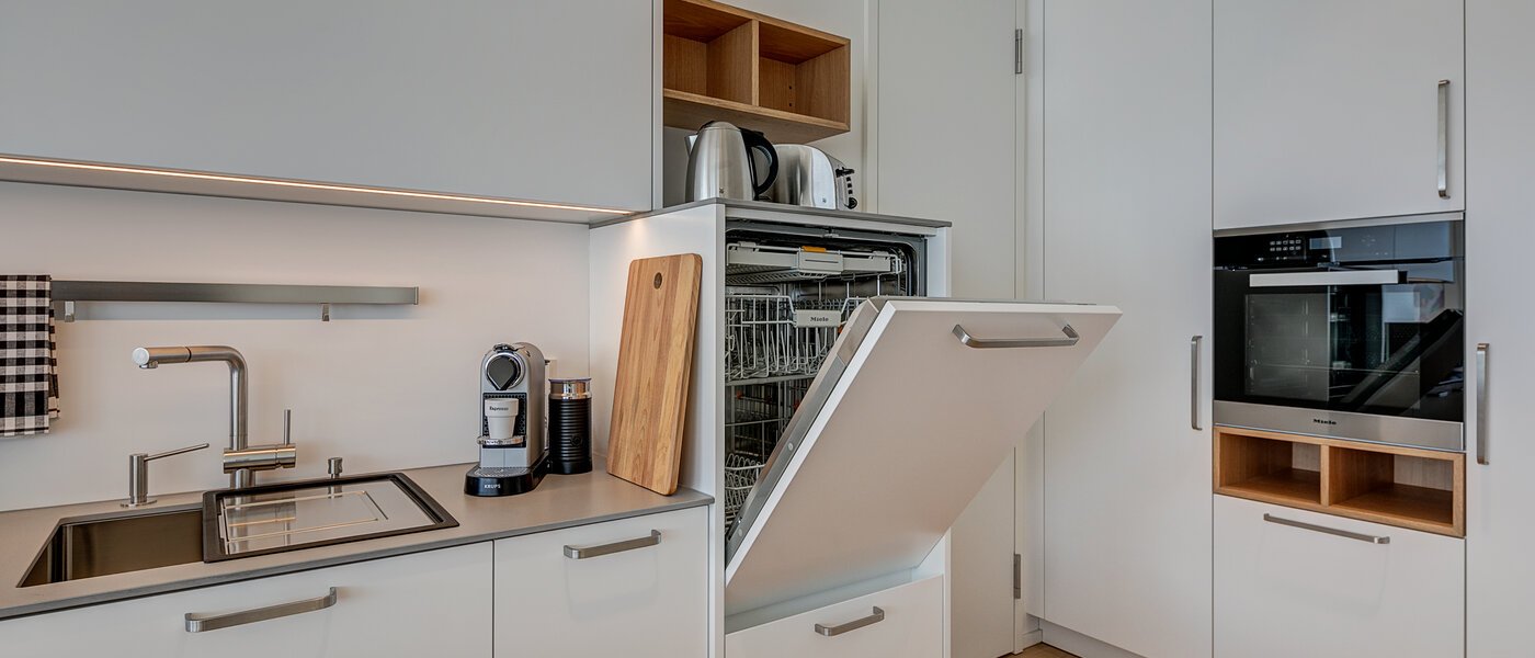 Lapos München Nymphenburg 02 Konyha 10451