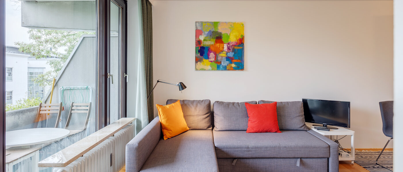 Ravna stran München Nymphenburg 04 Dnevni prostor 10522