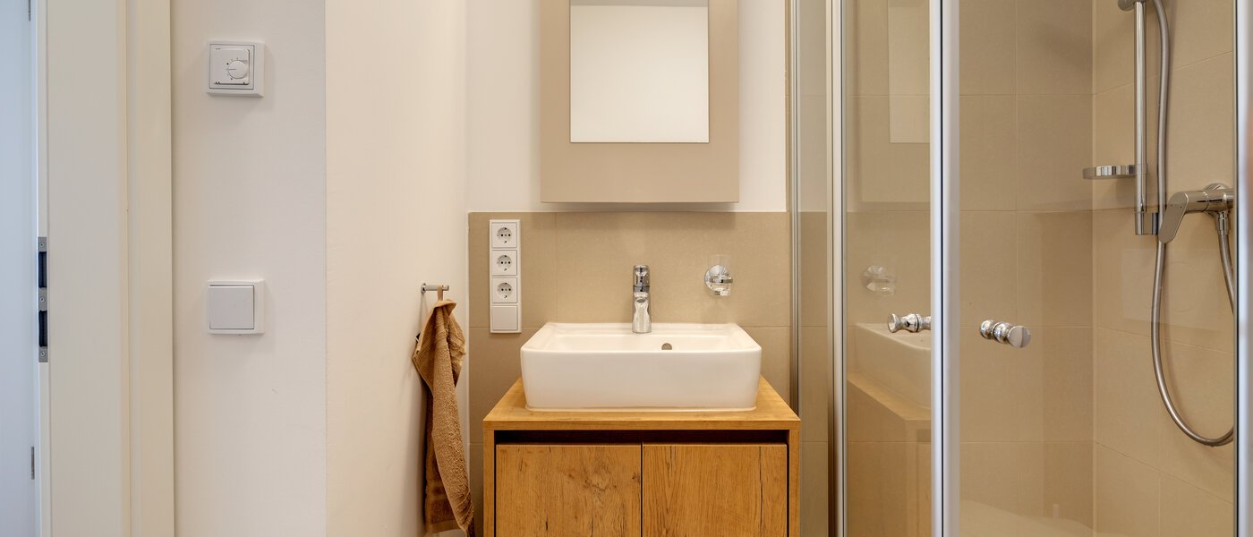 Ploché München Am Hart 02 2. koupelna 10529