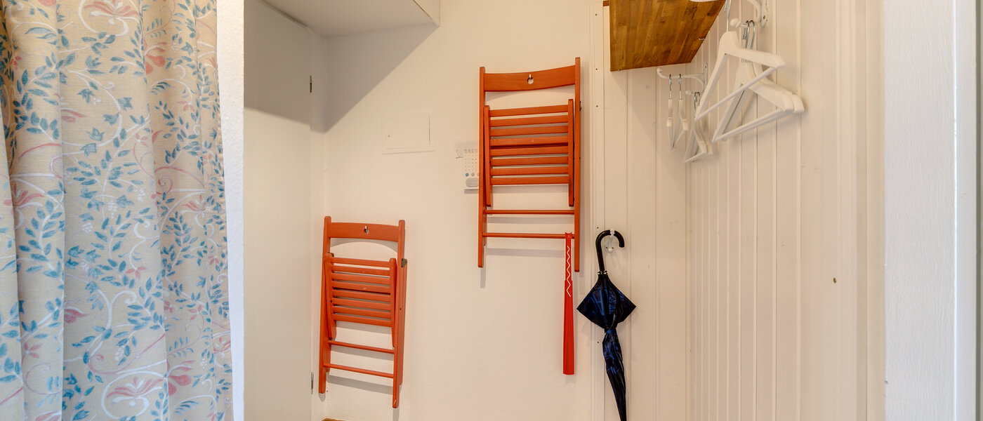 Плоский München Oberföhring 02 Коридор/передпокій 10534