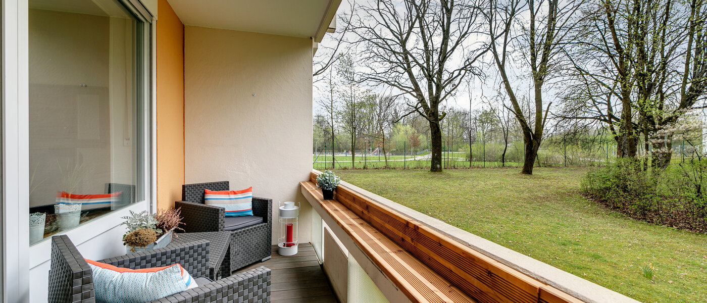 Плоский München Oberföhring 01 Балкон 10534