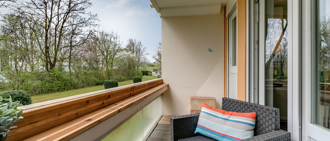 Плоский München Oberföhring 02 Балкон 10534