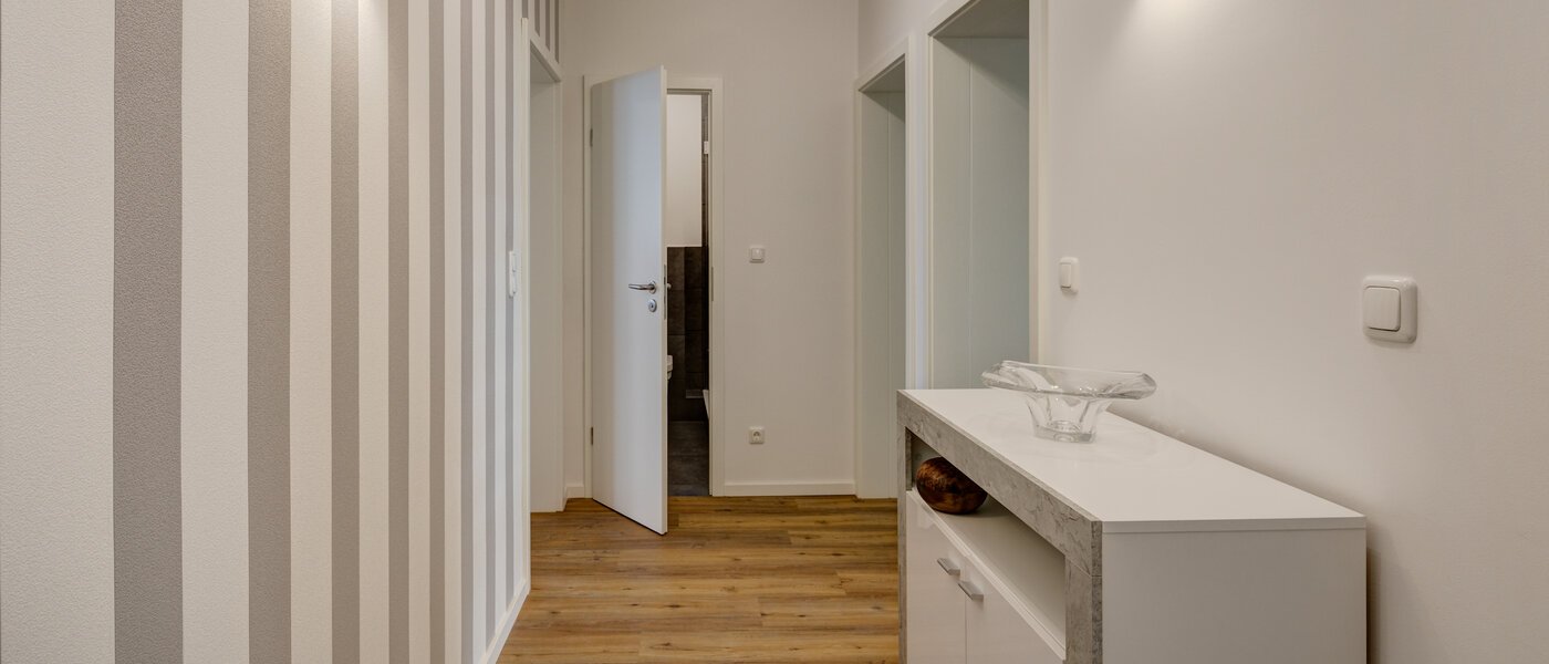 Ravna stran München Westend 02 Koridor/hodnik 10583