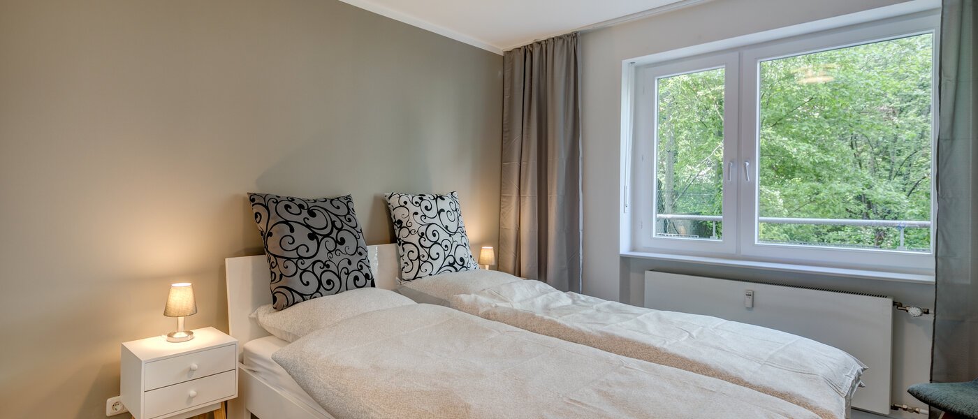 Ravna stran München Westend 01 Spanje 10583