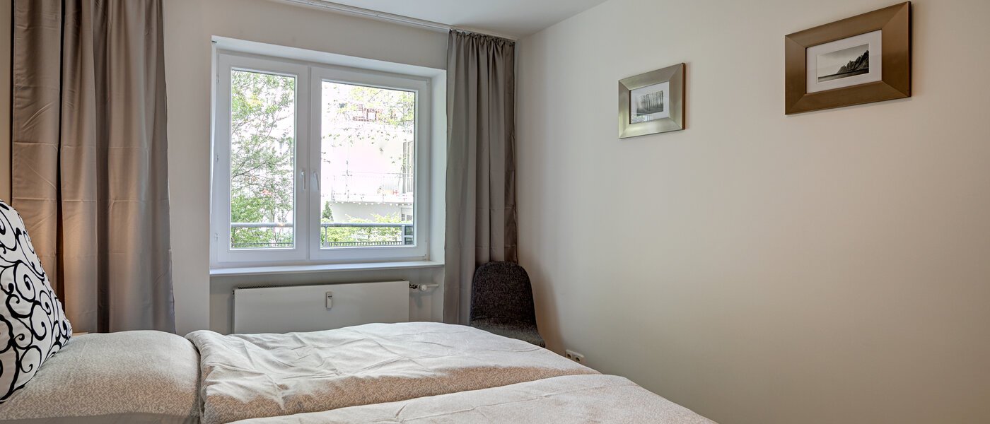 Ravna stran München Westend 02 Spanje 10583