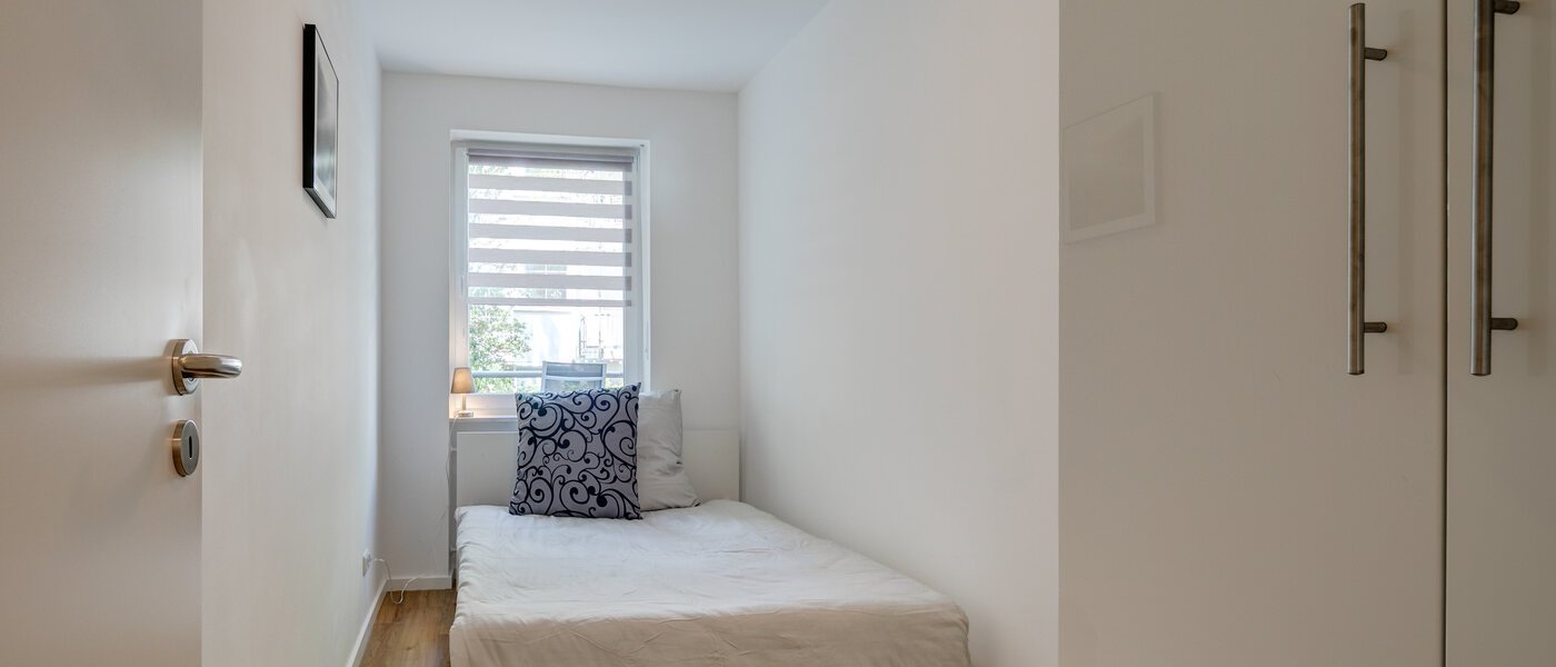 Ravna stran München Westend 01 2. spanje 10583