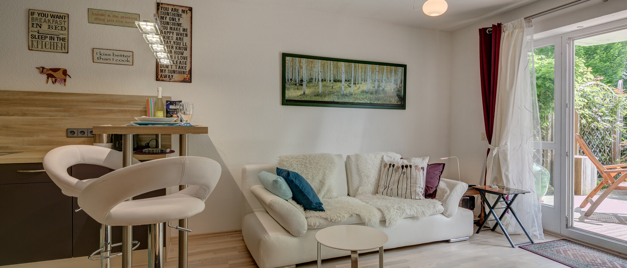 Ploché München Schwabing-Georgenschwaige 02 Living 10584