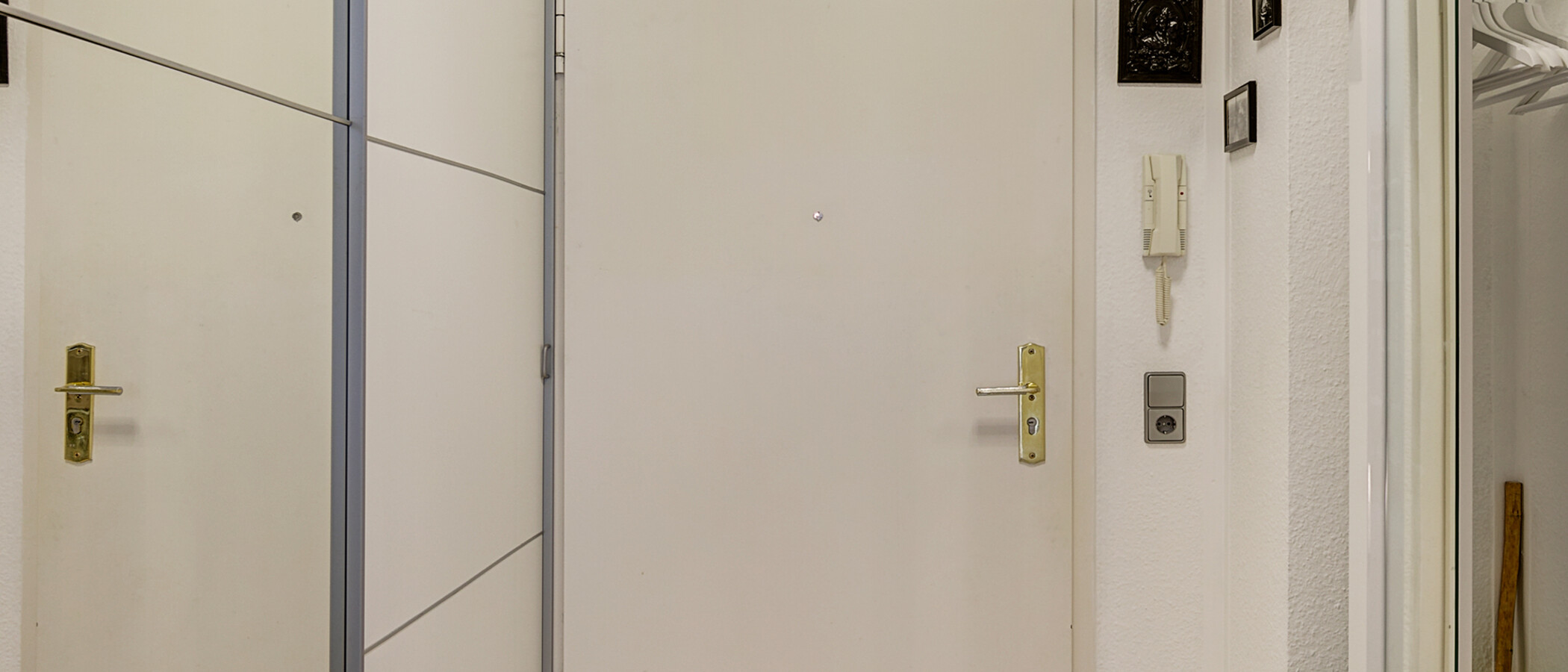 Ploché München Schwabing-Georgenschwaige 01 Chodba/chodba 10584