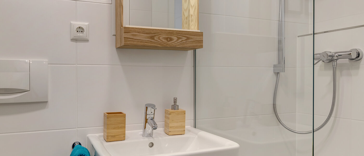 Lapos München Olympiadorf 01 Fürdőszoba 10605