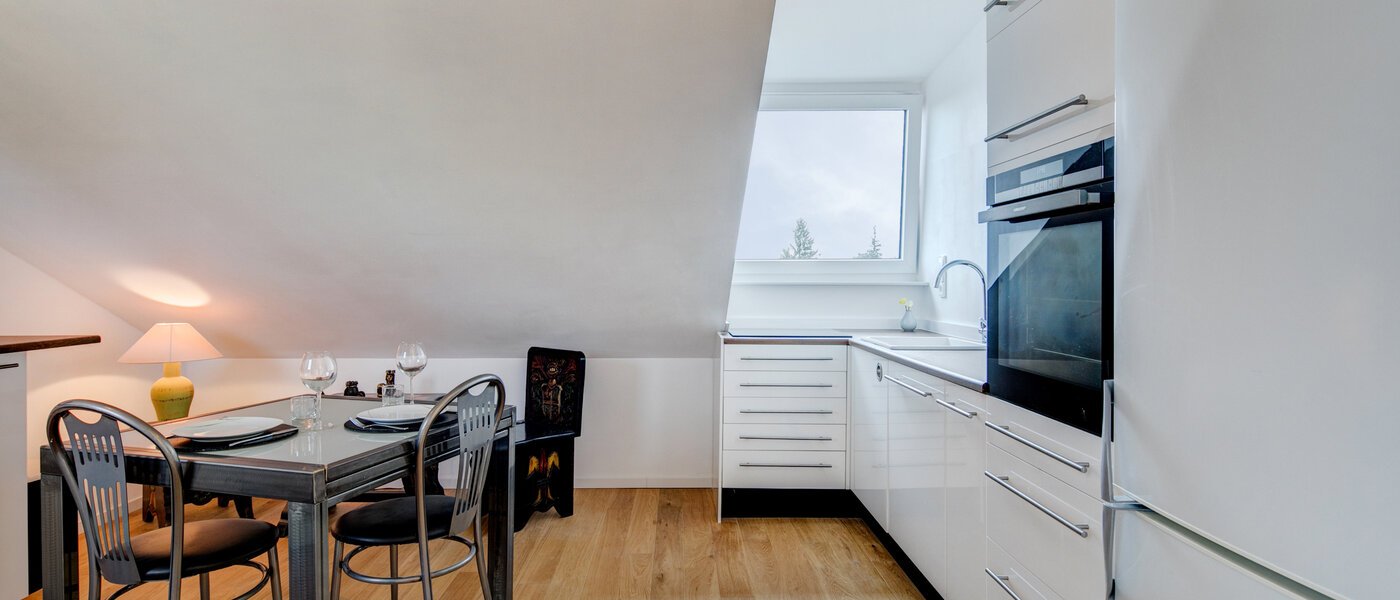 Плосък München Am Hart 01 Кухня 10610