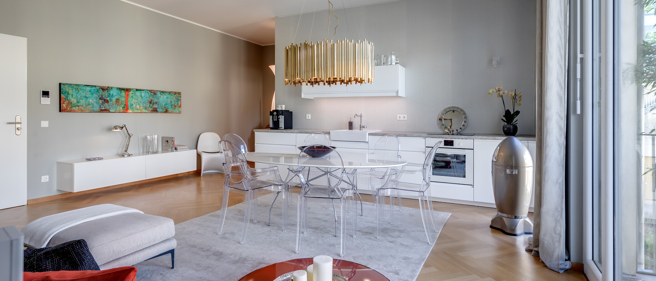 Ploché München Schwabing 05 Living 10614
