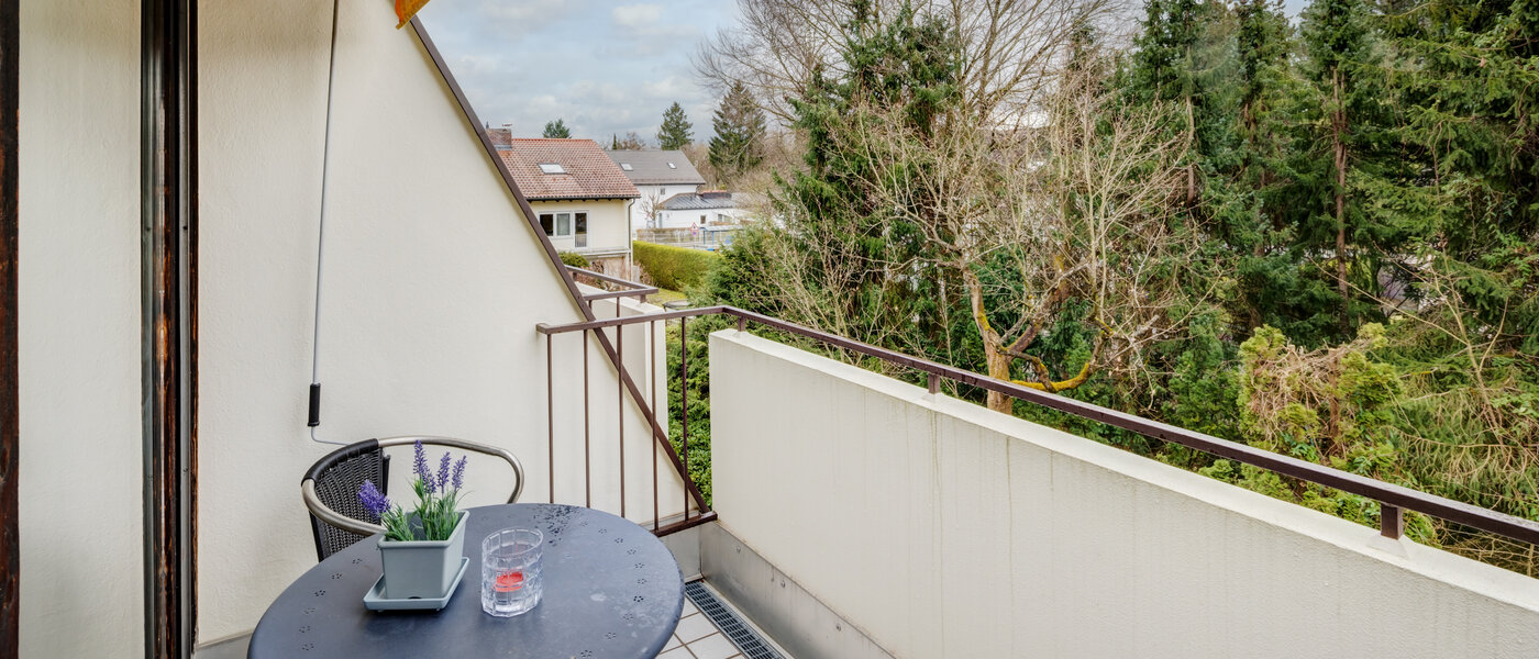 Podkrovní byt München Trudering 01 Balkon 10634
