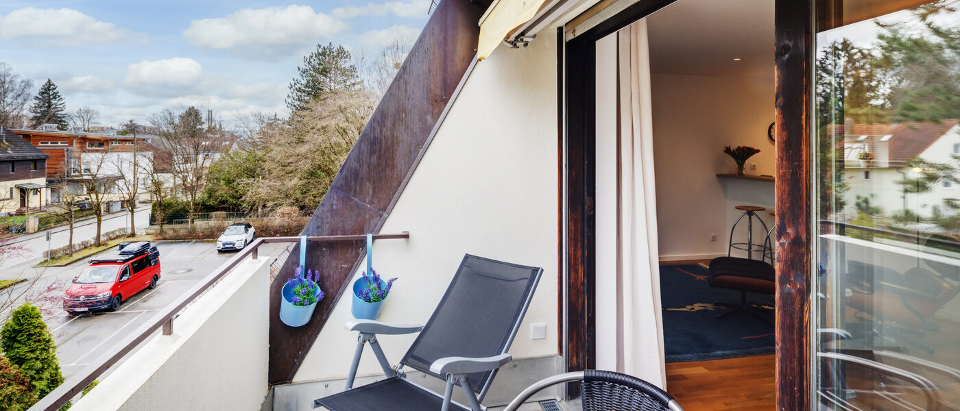 Podkrovní byt München Trudering 03 Balkon 10634