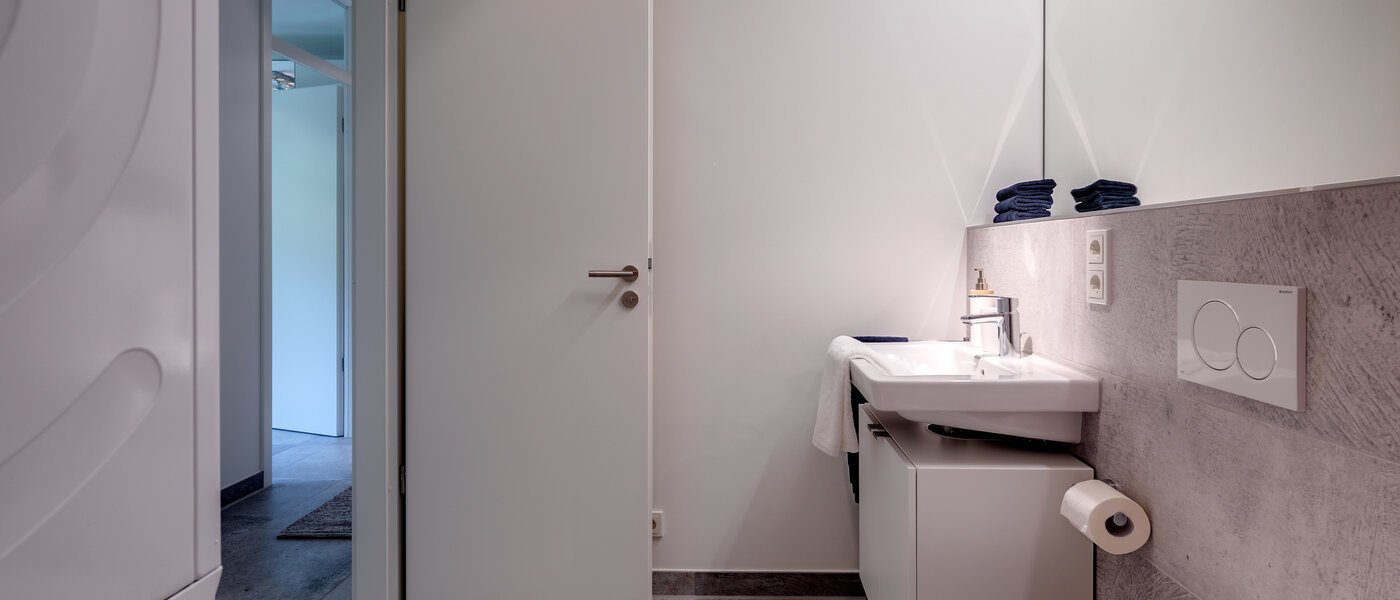 Ploché München Bogenhausen 03 2. koupelna 10643