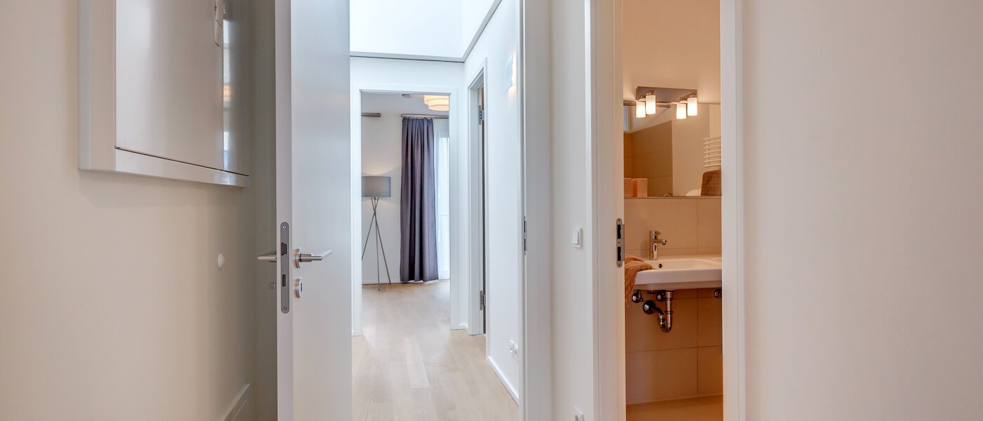 Hus München Schwabing 02 Korridor/gang 10644