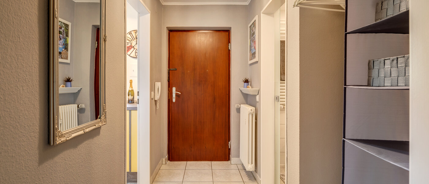 Επίπεδη München Lochhausen 02 Διάδρομος/διάδρομος 10673