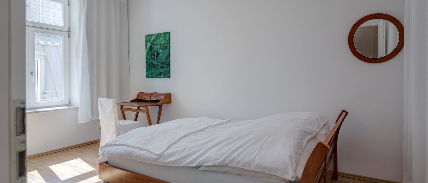 Ravna stran München Gärtnerplatzviertel 01 Spanje 10715