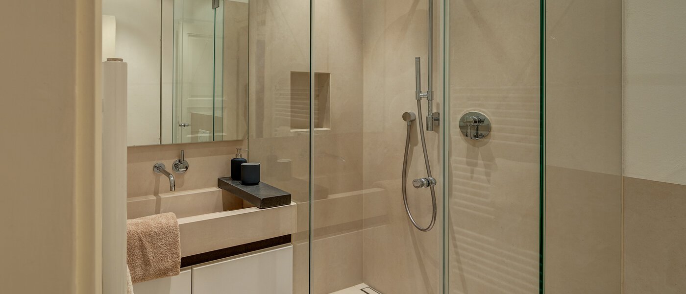 Ploché München Lehel 01 Koupelna 10748