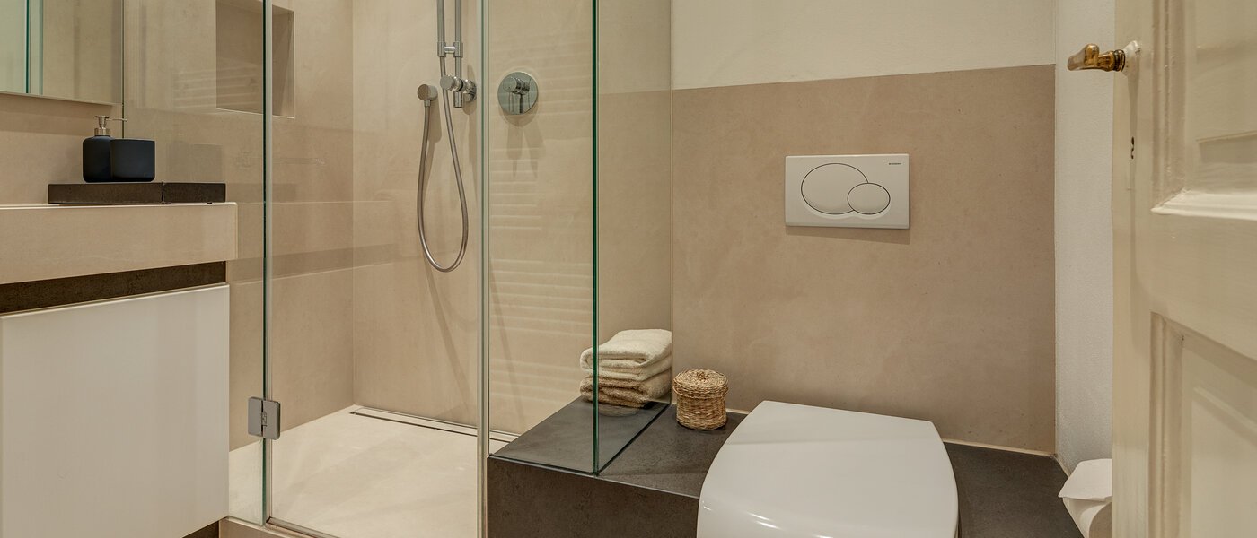 Ploché München Lehel 02 Koupelna 10748