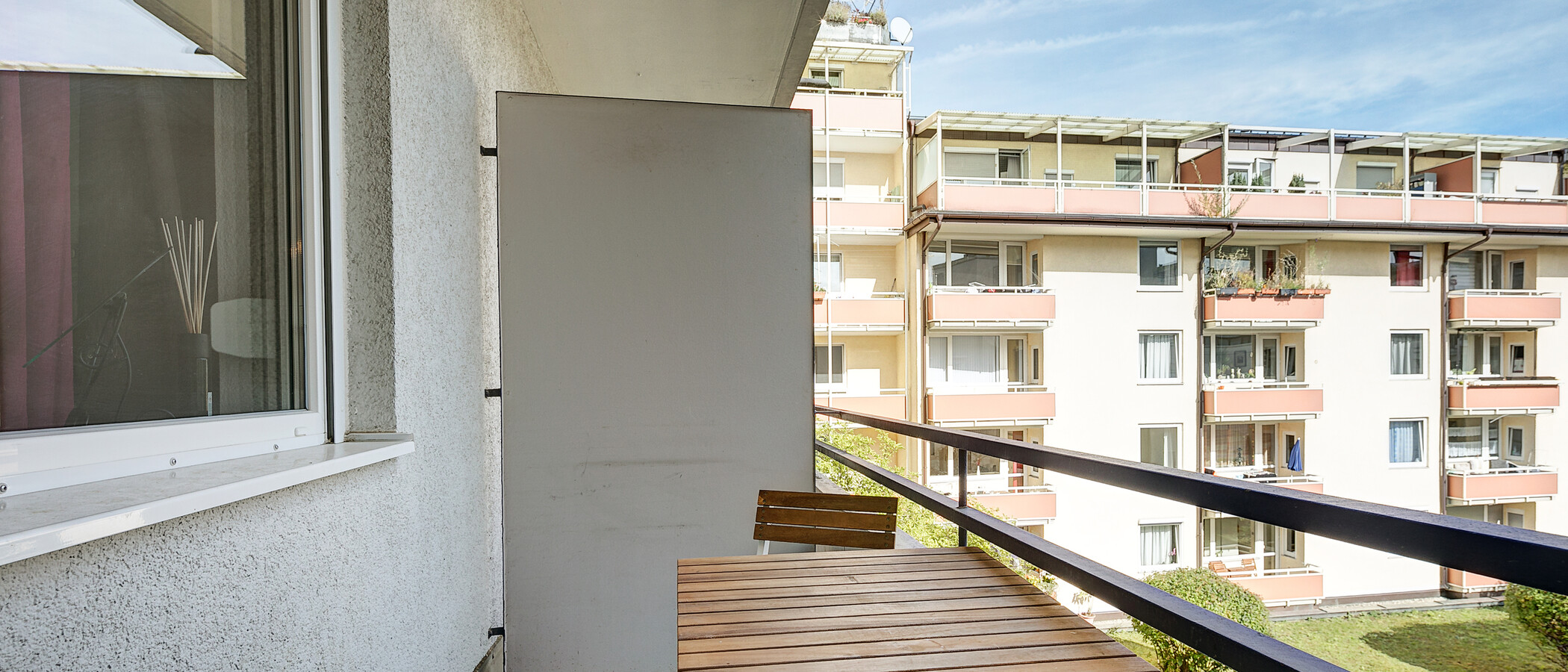 Плоский München Schwabing-West (rund um den Hohenzollernplatz) 01 Балкон 10772