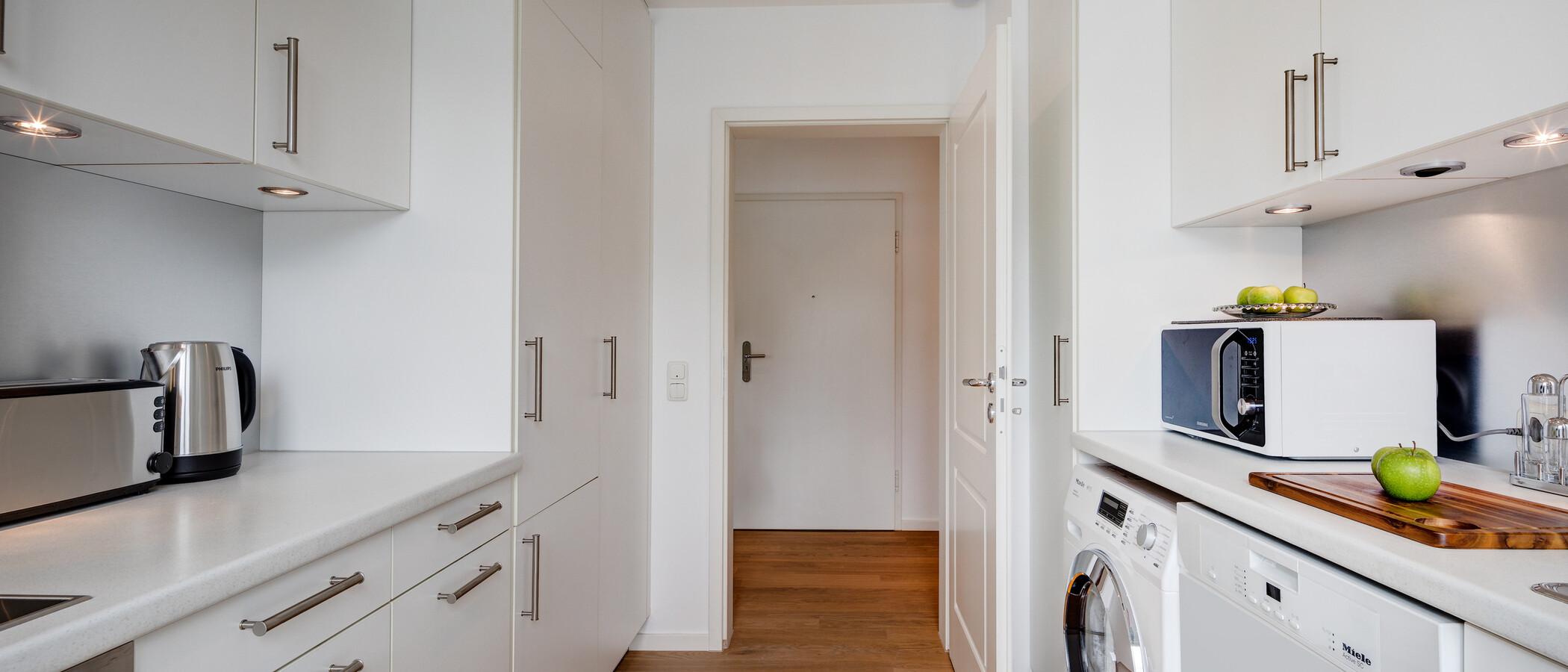 Çatı teraslı daire München Bogenhausen 02 Mutfak 10781