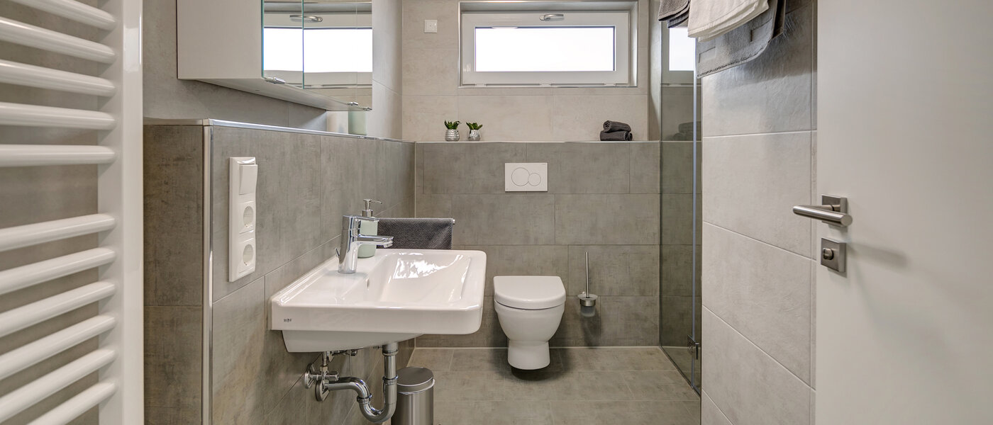 플랫 Grasbrunn 01 2. 욕실 10864