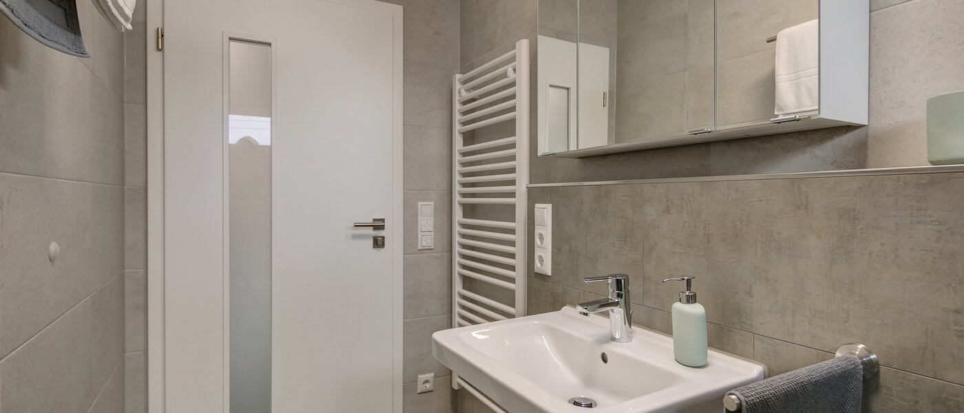 플랫 Grasbrunn 03 2. 욕실 10864