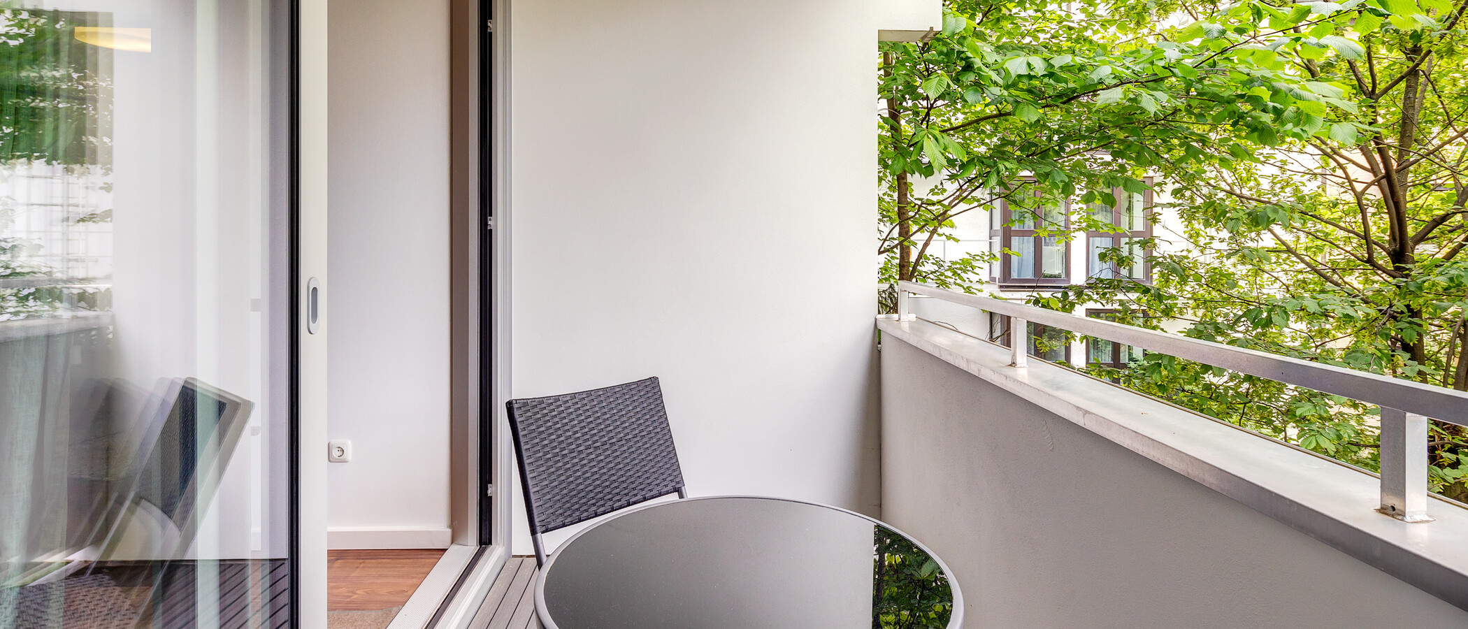 Flat München Maxvorstadt 01 Balkong 10870