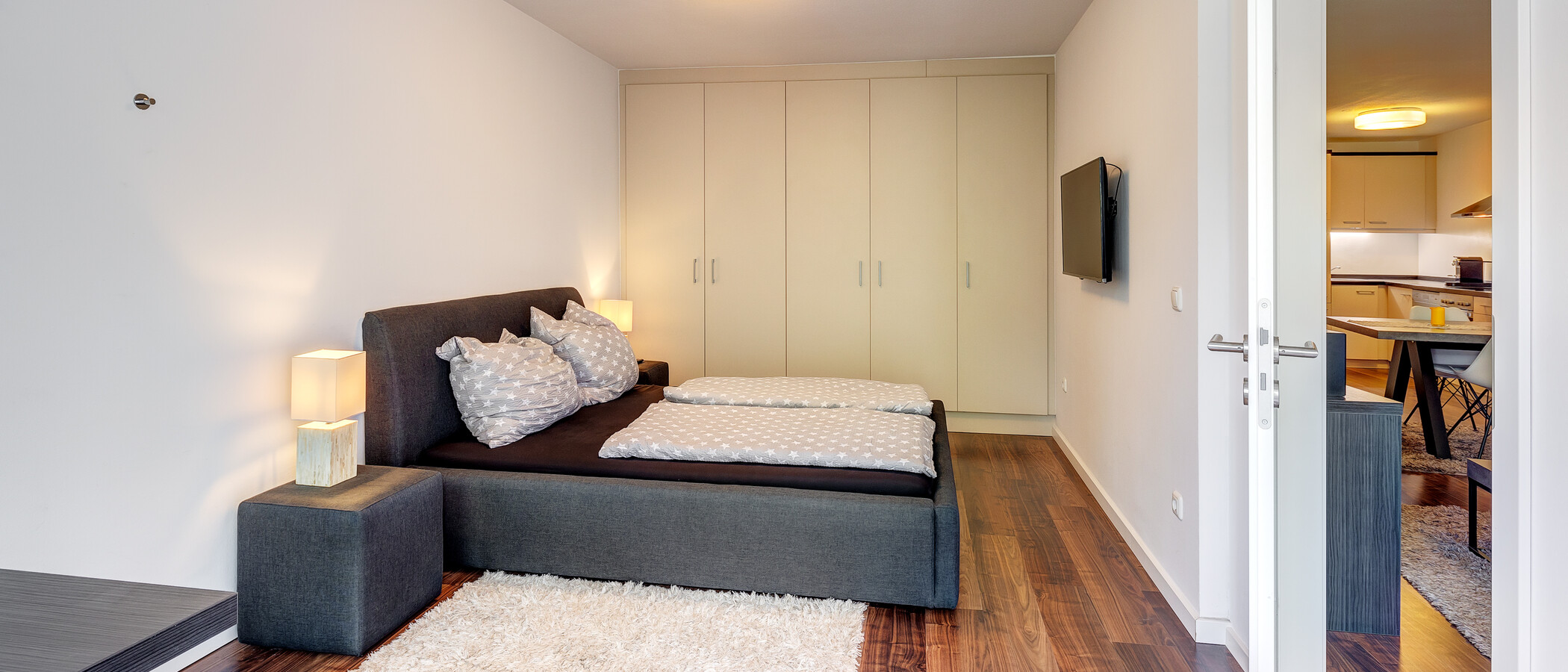 Flat München Maxvorstadt 01 Soverom 10870