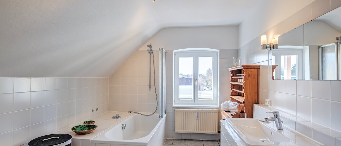 Плоский Starnberg 01 Ванна кімната 10874