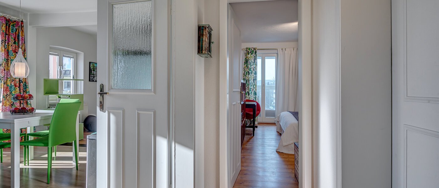 Plat Starnberg 02 Gang/hal 10874