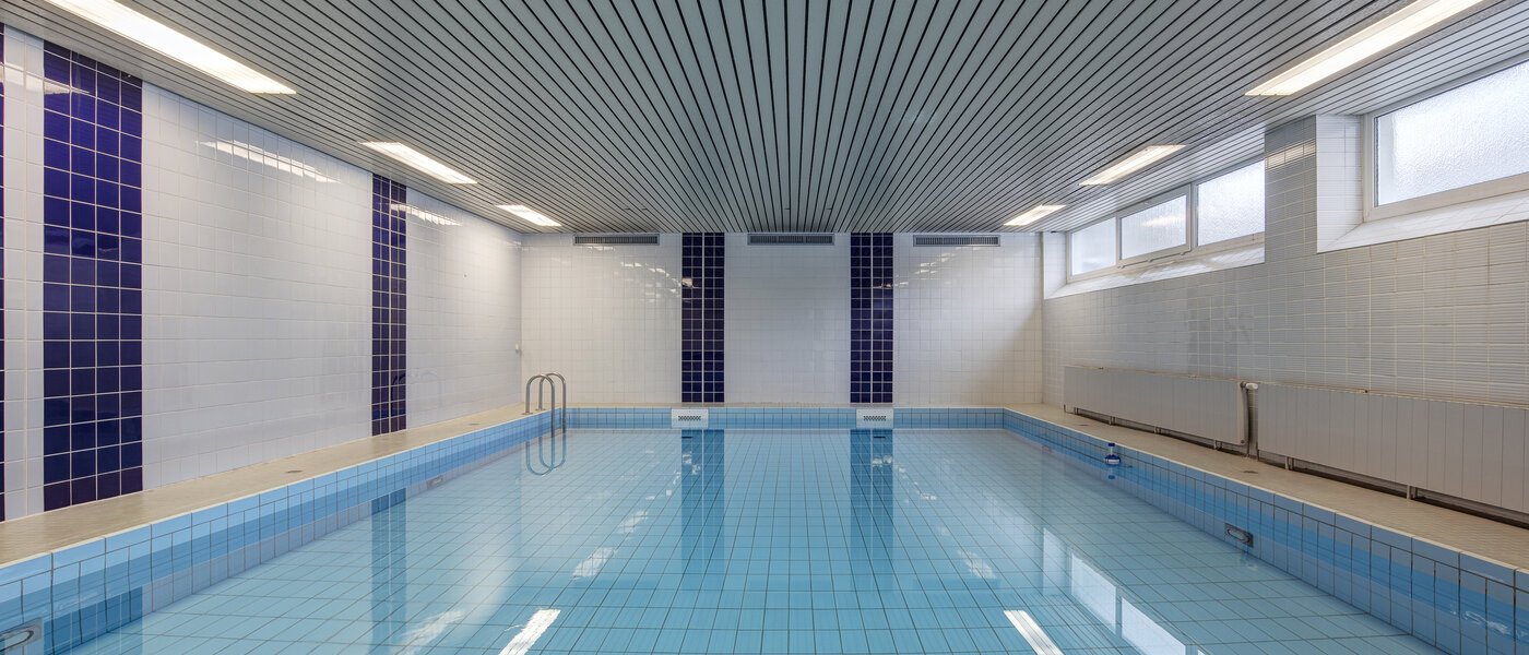 Ravna stran München Westpark 02 Bazen 10928