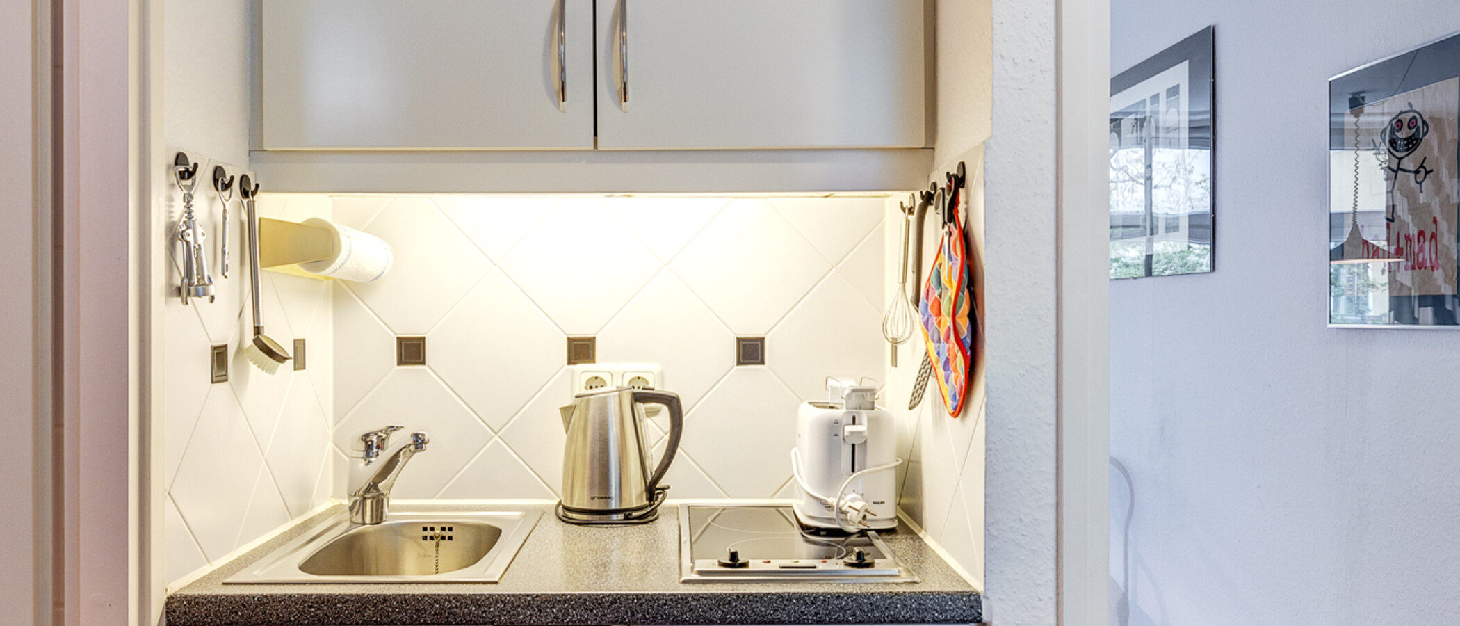 Lapos München Schwabing (links der Leopoldstraße) 01 Konyha 1095