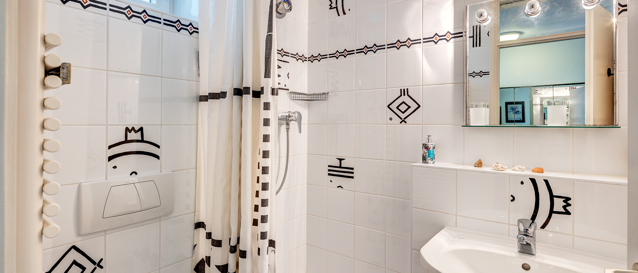 Lapos München Schwabing (links der Leopoldstraße) 01 Fürdőszoba 1095