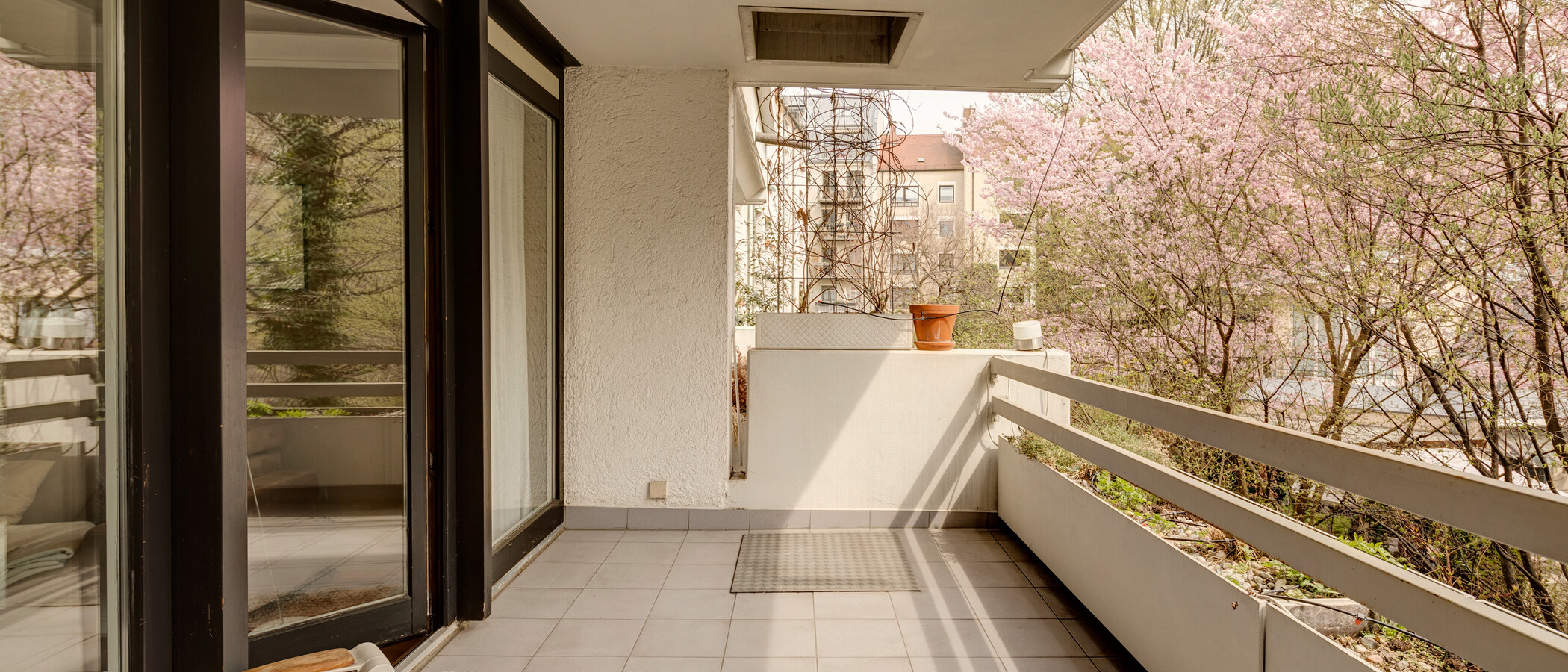 Mezonetno stanovanje München Schwabing-West (rund um den Hohenzollernplatz) 02 2. balkon 11000