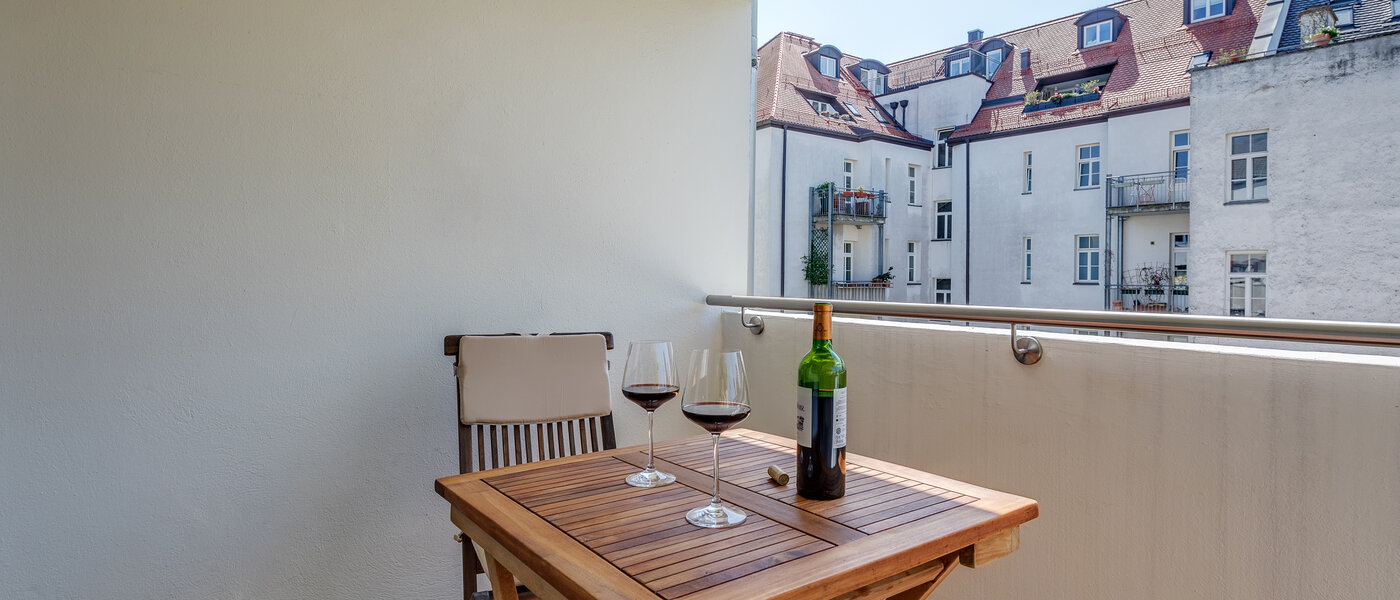 Плоский München Neuhausen 03 Балкон 11009