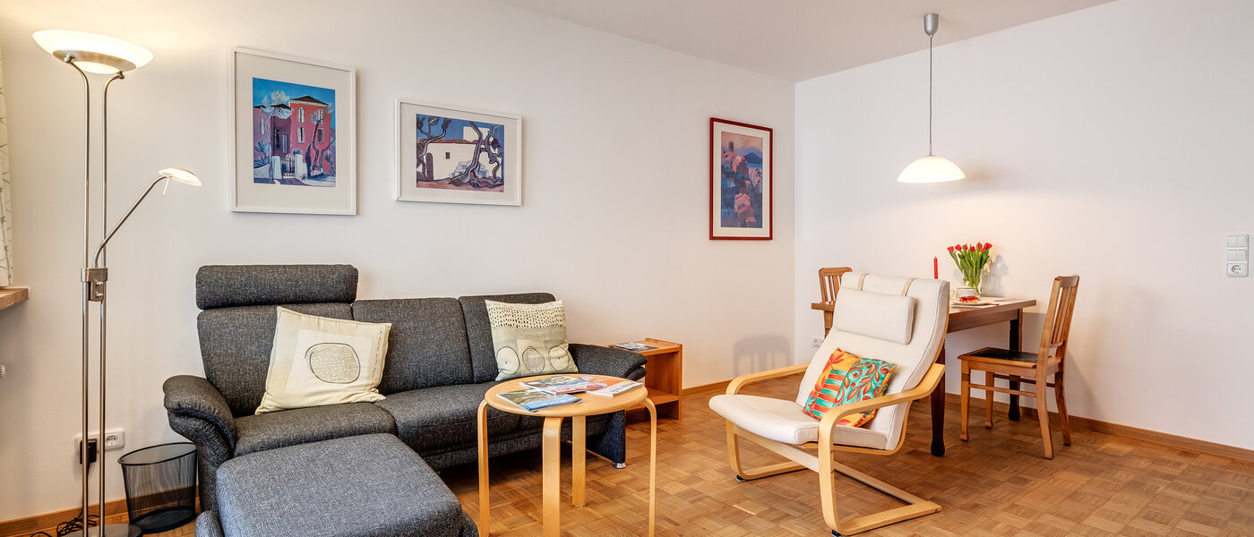 Плоский München Neuhausen 02 Вітальня 11009