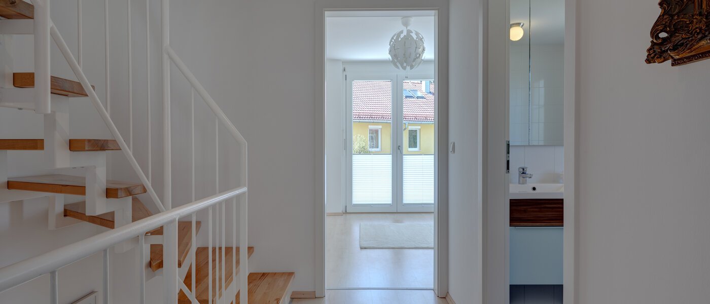Двуетажна къща Gröbenzell 04 Коридор/ коридор 11015